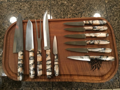 11pc kitchen set in a wood knife block